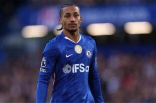 صورة للاعب جواو بيدرو بقميص تشيلسي
