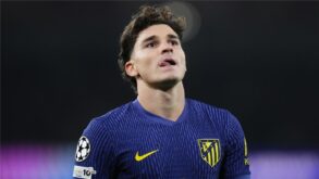 مدرب أتلتيكو مدريد دييجو سيميوني يتحدث خلال مؤتمر صحفي