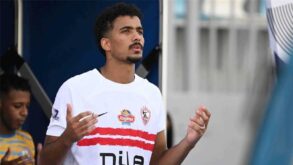 لاعب الزمالك حسام عبد المجيد يرتدي قميص الفريق