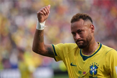 مدرب منتخب البرازيل كارلو أنشيلوتي يتحدث عن مستقبل نيمار الدولي