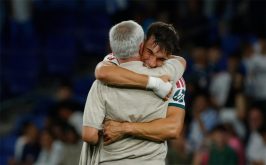لاعب ريال مدريد كارلوس إسبي يتحدث عن علاقته بالمدرب جوزيه مورينيو ودعمه لكيليان مبابي