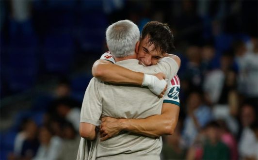 لاعب ريال مدريد كارلوس إسبي يتحدث عن علاقته بالمدرب جوزيه مورينيو ودعمه لكيليان مبابي