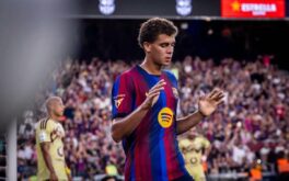حمزة عبد الكريم لاعب برشلونة يشارك في جلسة تصوير دوري أبطال أوروبا