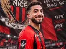 محمد عبد المنعم لاعب نيس يحتفل بهدف في مباراة ضد ليل بالدوري الفرنسي