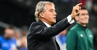 روبرتو مانشيني مدرب منتخب إيطاليا