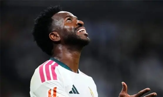 لاعب ريال مدريد فينيسيوس جونيور خلال مباراة